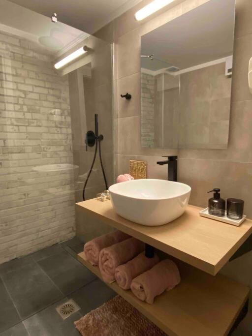 Dream Home Serres Romantic Living Eksteriør bilde